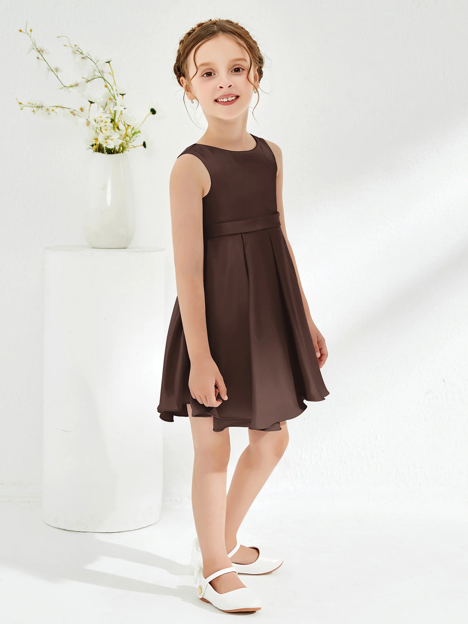 Cute Scoop Pleated Knee-Length Girl's Dress Chocolate - Image 3