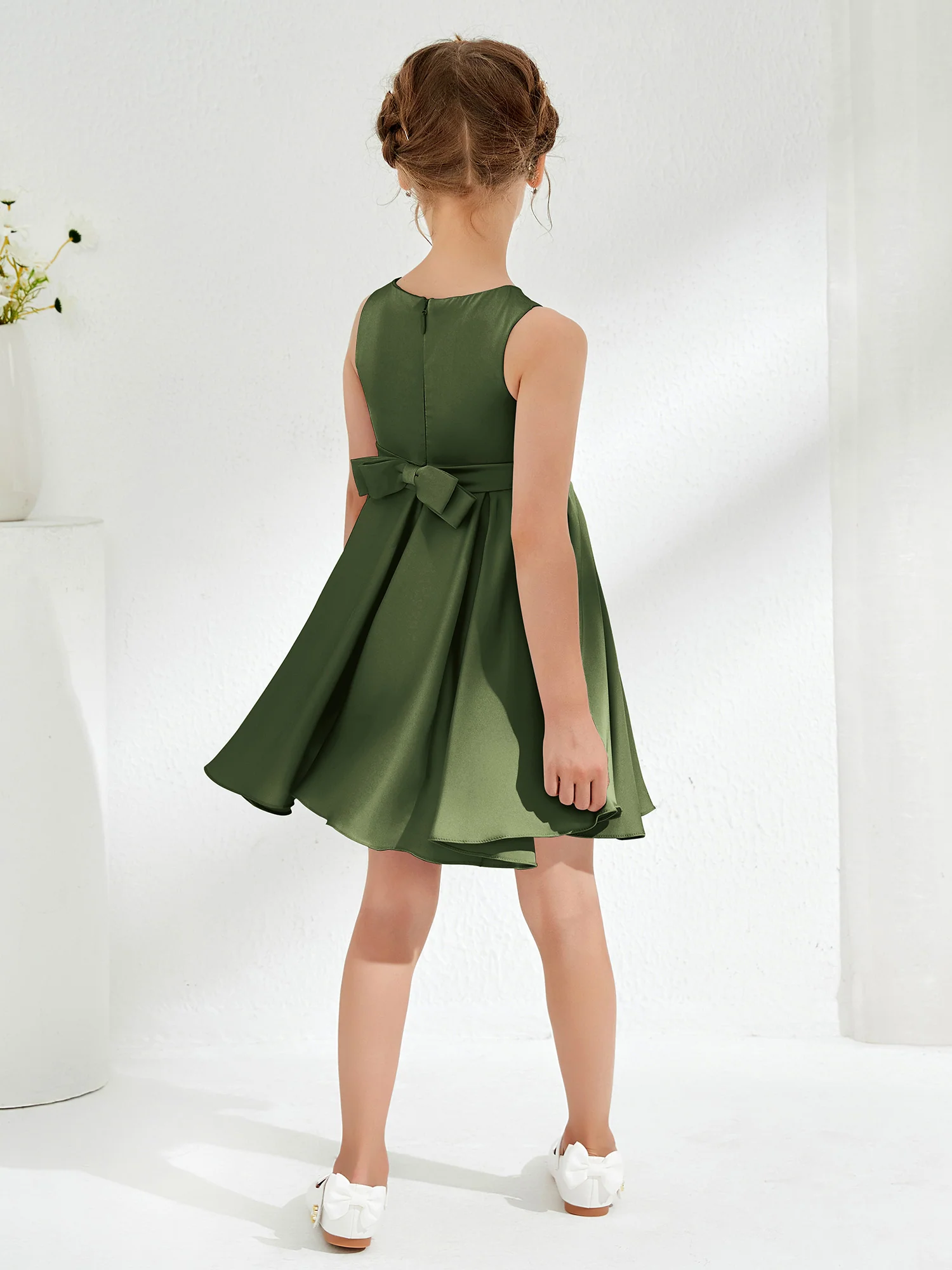 Cute Scoop Pleated Knee-Length Girl's Dress Olive Green - Image 2