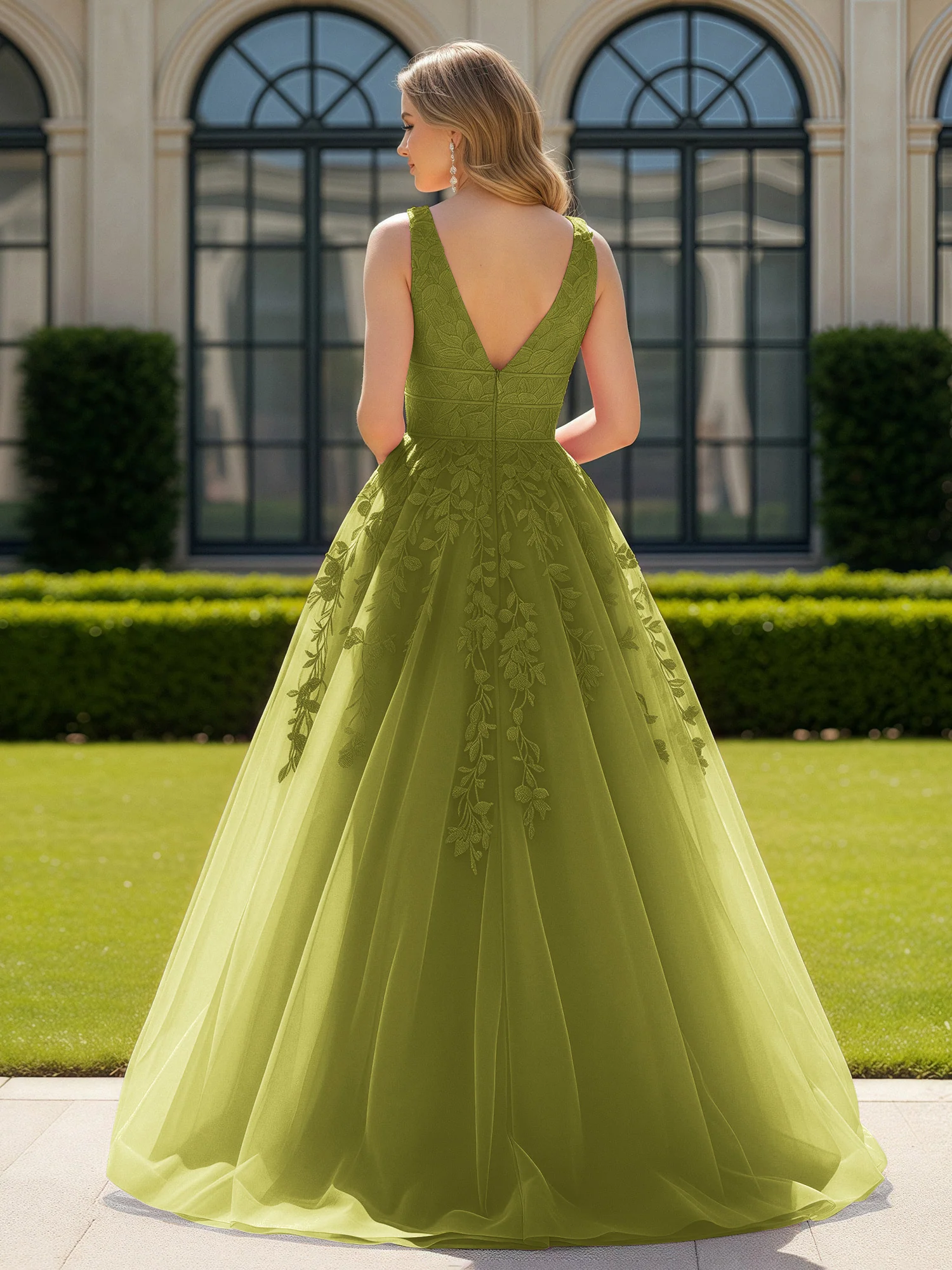 Appliqued Tulle Open Back Plunging V-Neck Prom Dress Clover - Image 2