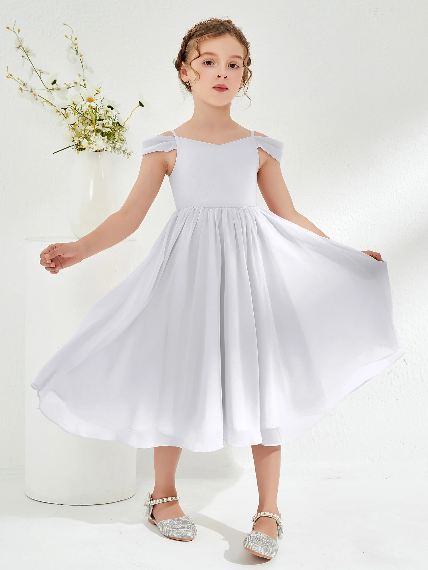 Off-the-shoulder Pleated Girl's Dress White