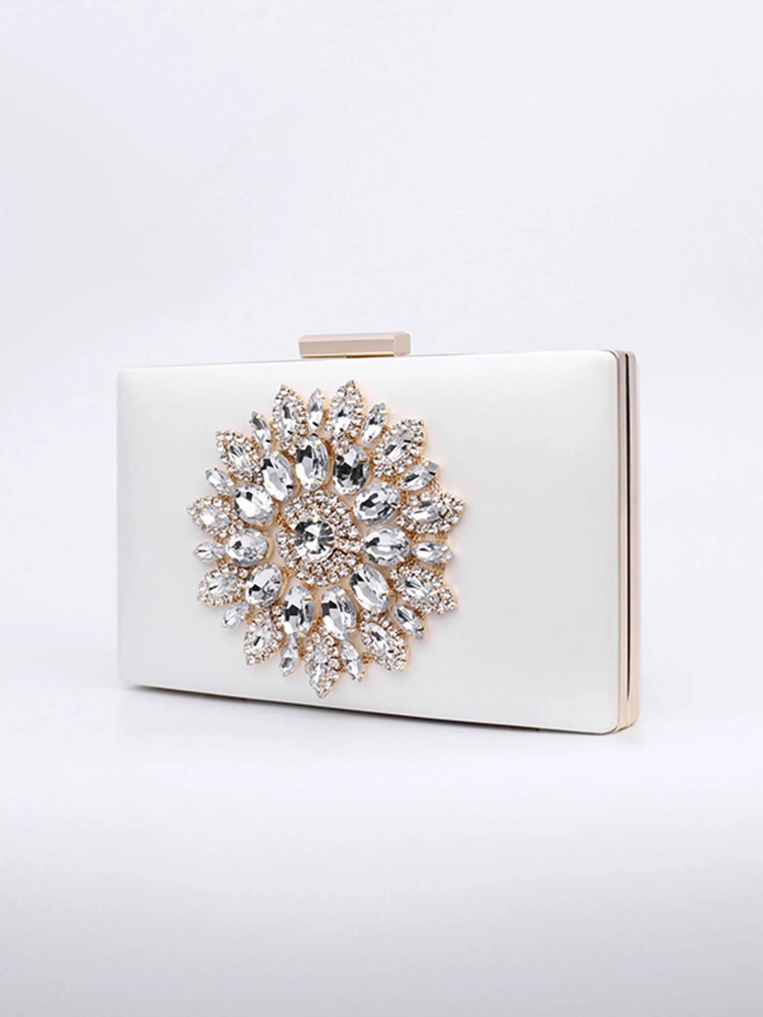 One Shoulder Crossbody Chain Diamond Bag - Image 4