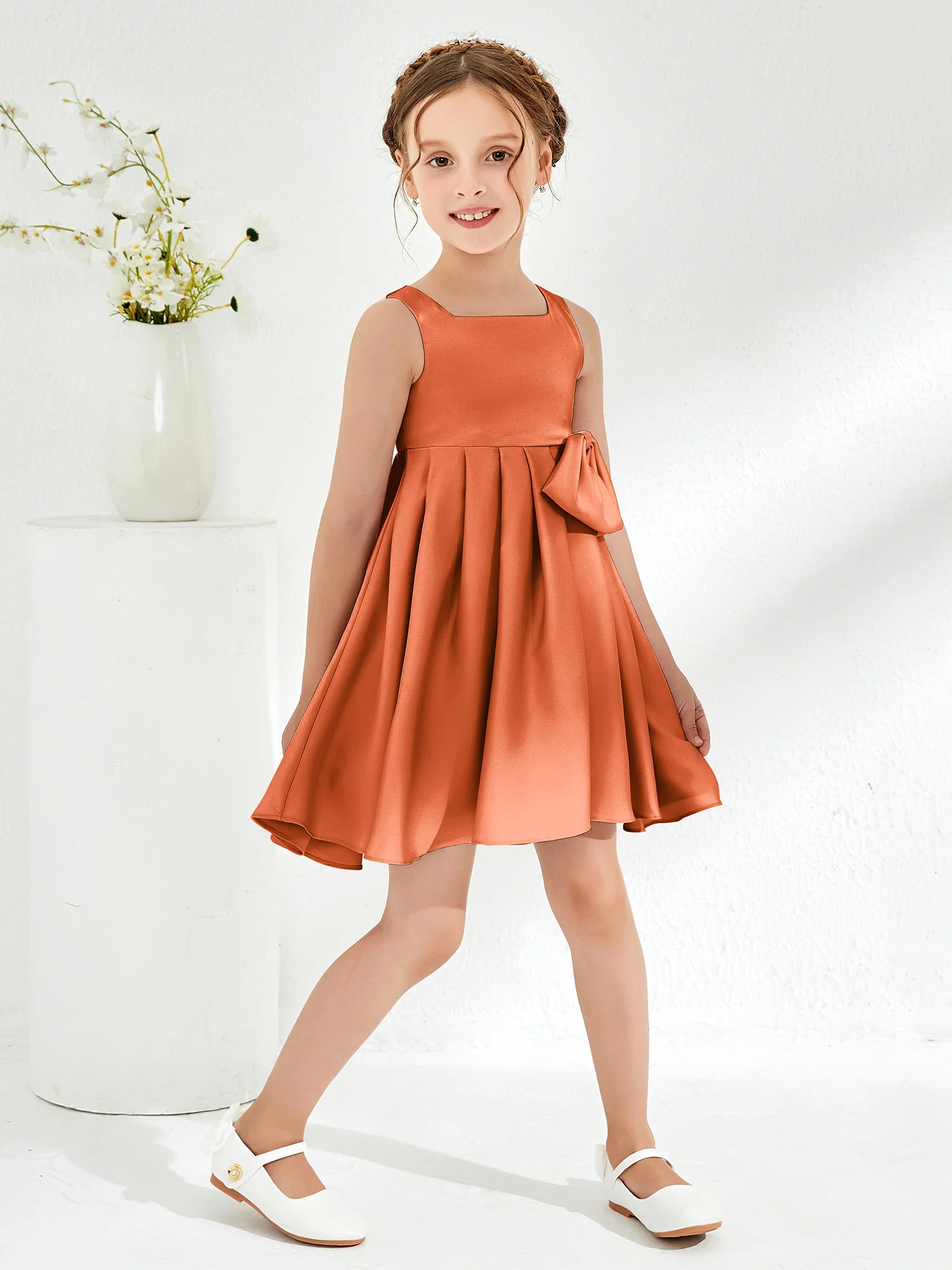 Square Pleated Knee-Length Girl's Dress with Bow Rust - Image 3