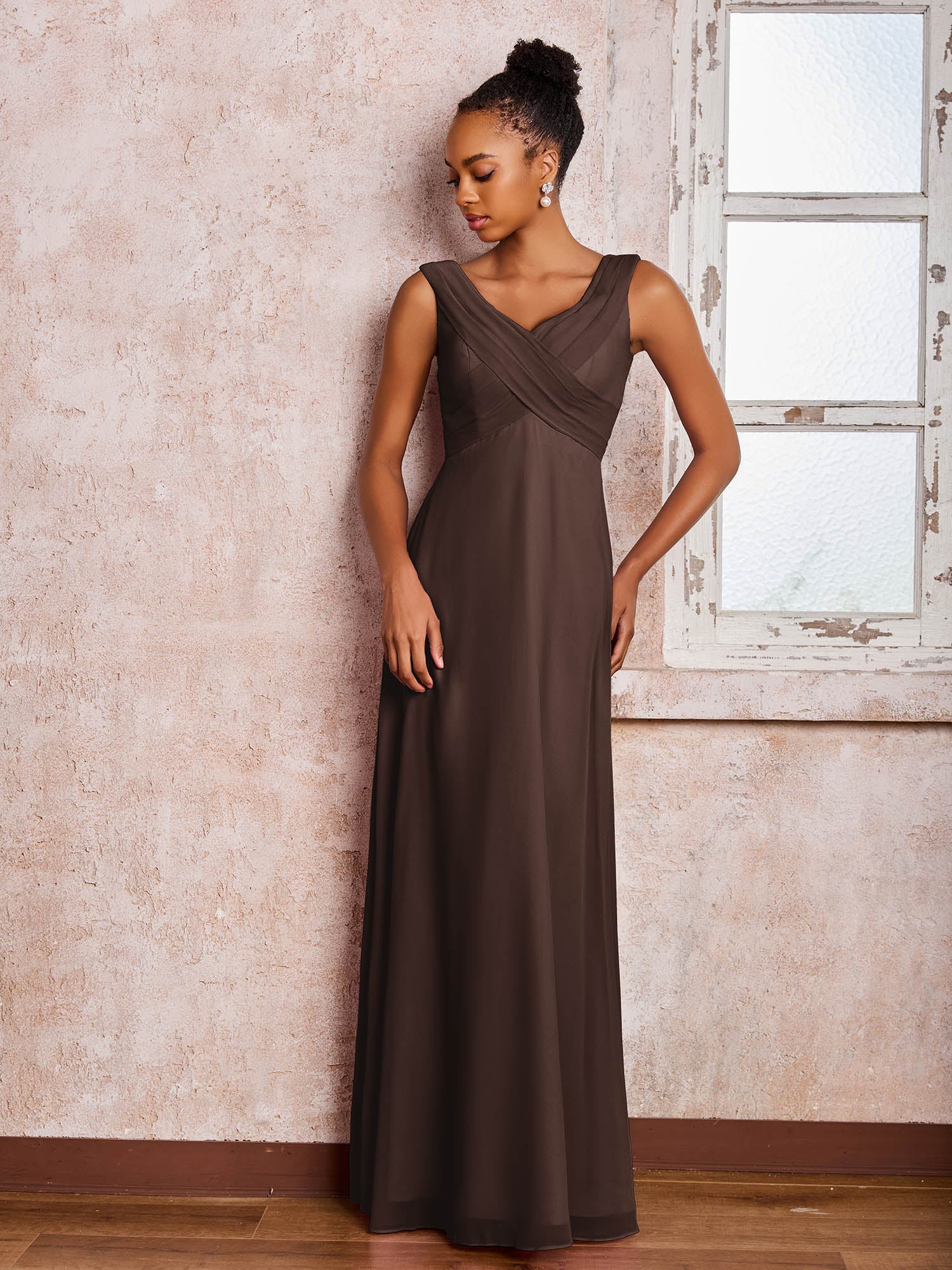 V-neck Pleated Sleeveless A-line Chiffon Dresses Chocolate - Image 3
