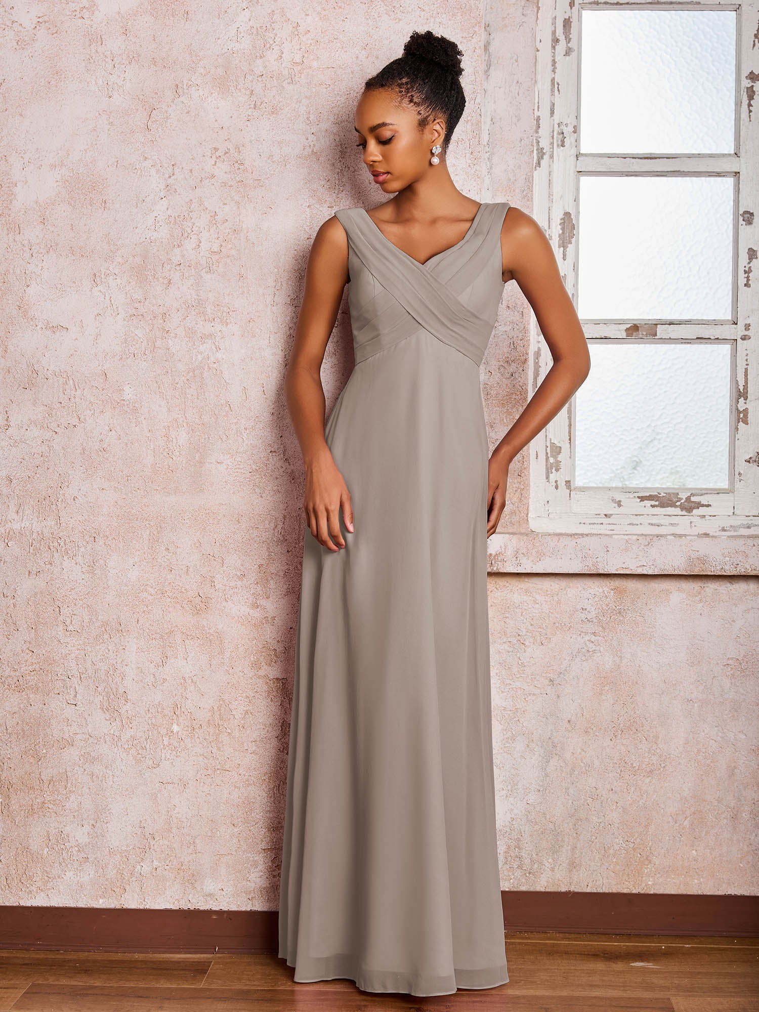 V-neck Pleated Sleeveless A-line Chiffon Dresses Taupe - Image 3