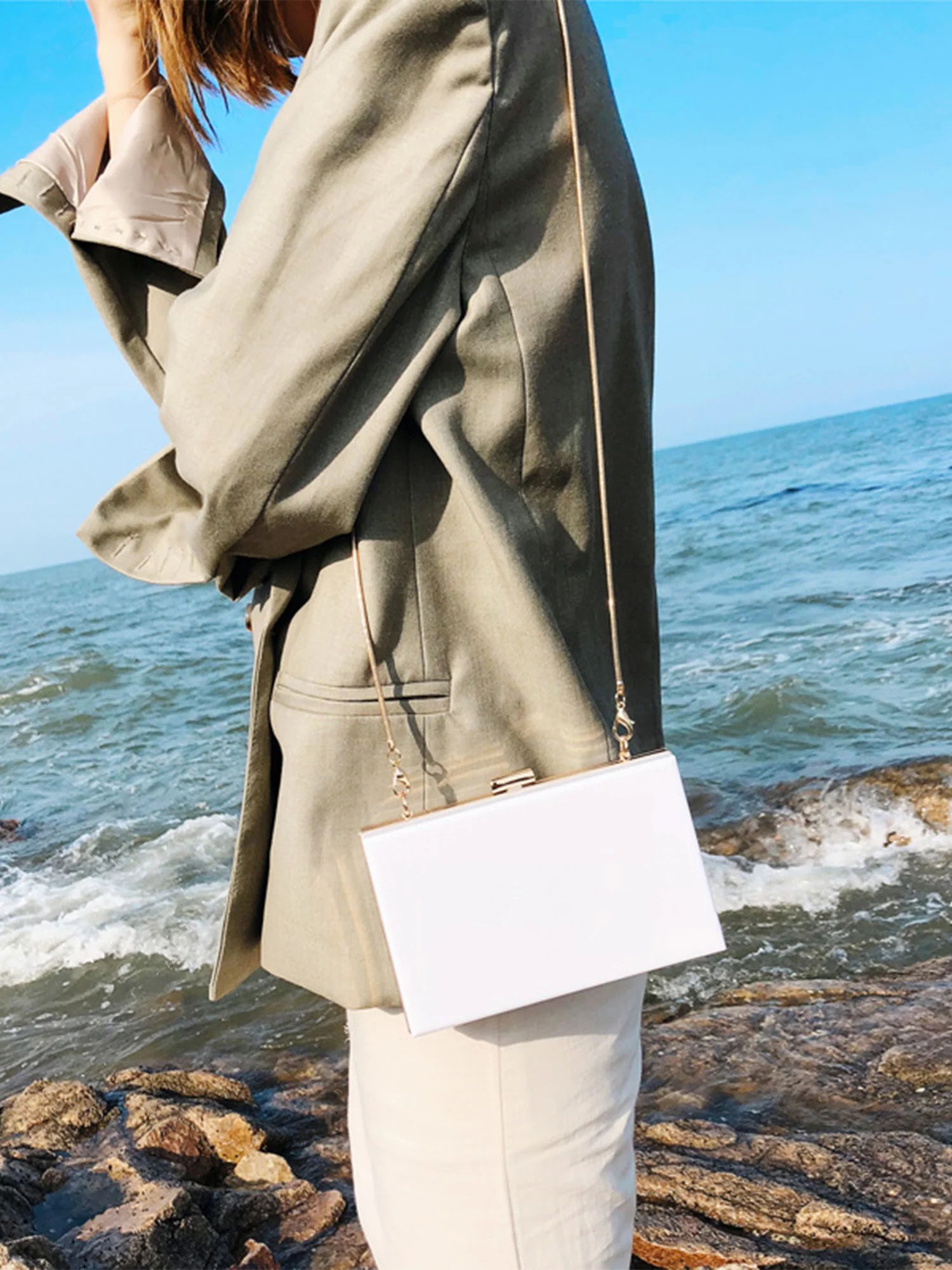 White Acrylic Evening Bag - Image 4